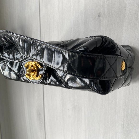 Authentic Vintage Chanel Bag - Picture 6 of 12